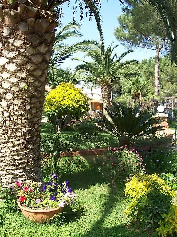 Villa Chiara - Vittoria Semesterbostad