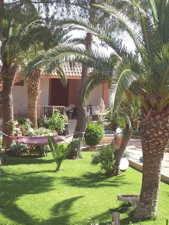 Semesterbostad Villa Chiara - Vittoria