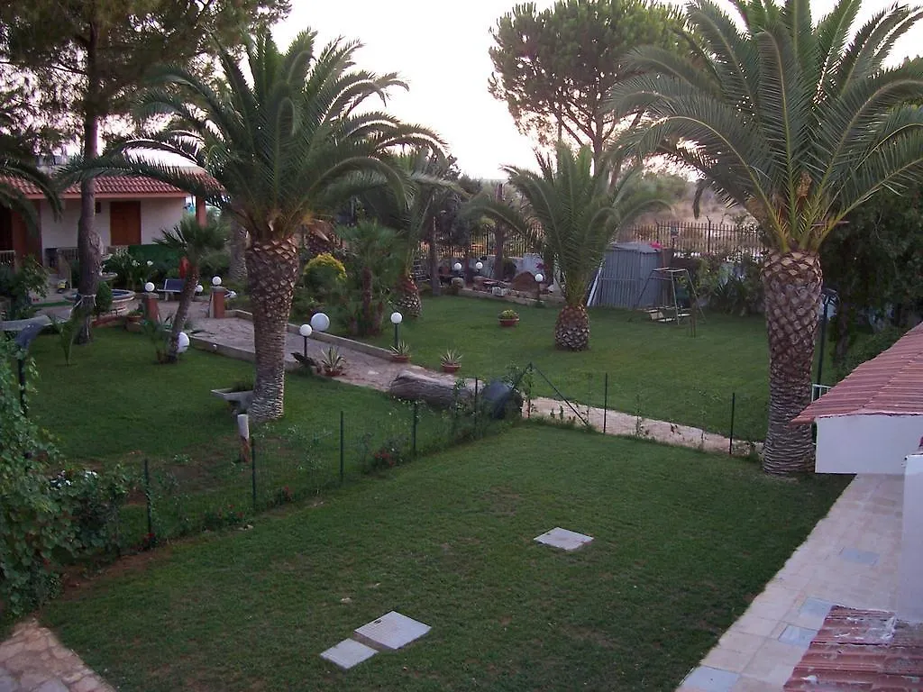 Semesterbostad Villa Chiara - Vittoria Italien