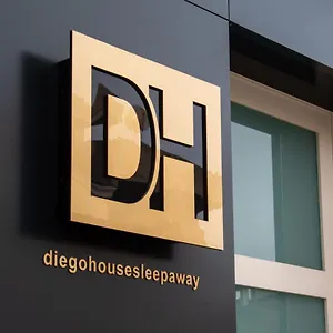 Bed & Breakfast Diegohousesleepaway, Vittoria